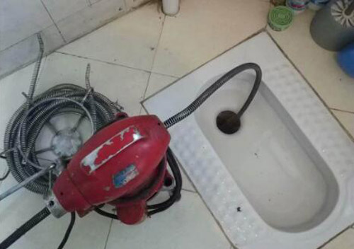 宁海管道疏通,厕所马桶下水道疏通联系电话多少？